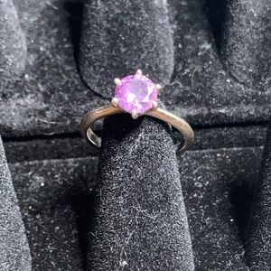 Classic Solitaire Purple Gem Ring